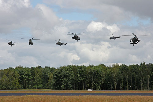 Hélicoptère AH64 Apache