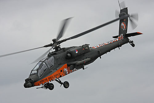 Hélicoptère AH64 Apache