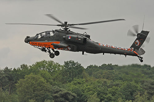 Hélicoptère AH64 Apache