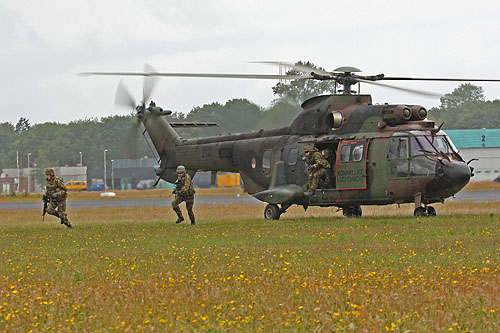 Hélicoptère AS532 Cougar de l'Armée de l'Air hollandaise (KLU)