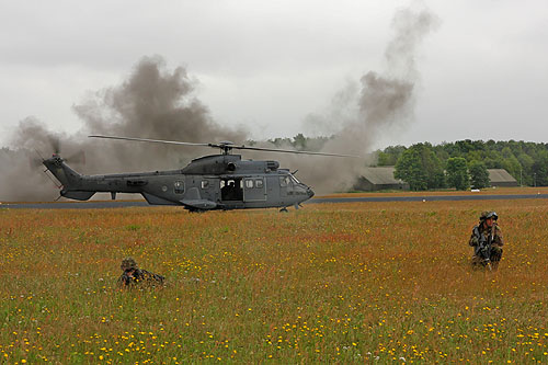 Hélicoptère AS532 Cougar de l'Armée de l'Air hollandaise (KLU)