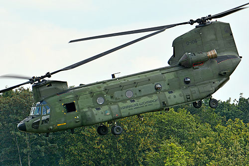 Hélicoptère CH47D Chinook KLU