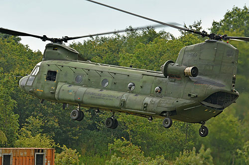 Hélicoptère CH47D Chinook KLU