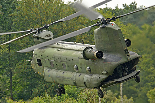 Hélicoptère CH47D Chinook KLU