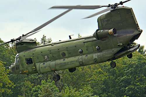 Hélicoptère CH47D Chinook KLU