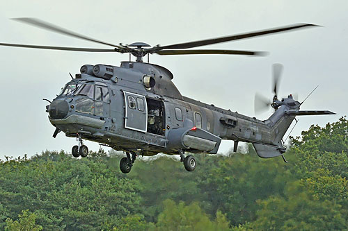 Hélicoptère AS532 Cougar KLU