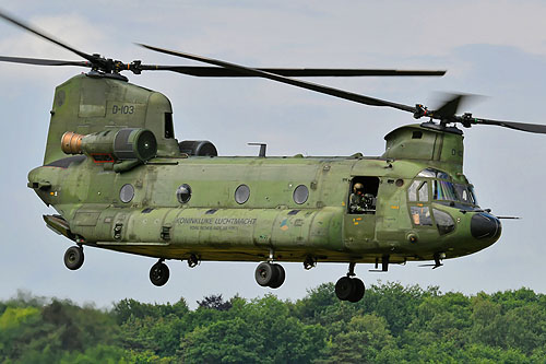 Hélicoptère CH47 Chinook KLU