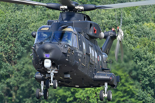 Hélicoptère HH101 Caesar Italie