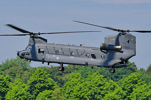 Hélicoptère CH47 Chinook KLU