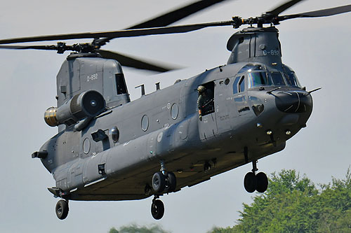 Hélicoptère CH47 Chinook KLU