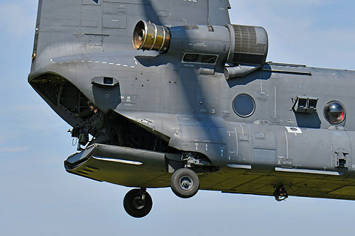 Hélicoptère CH47 Chinook KLU