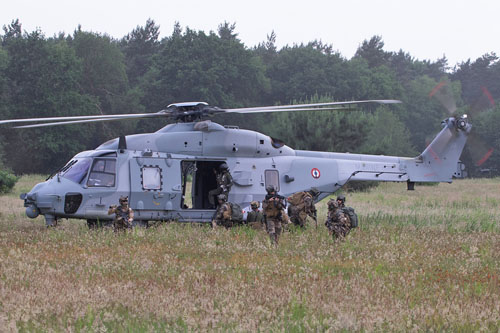 Hélicoptère NH90 Caïman de la Marine française