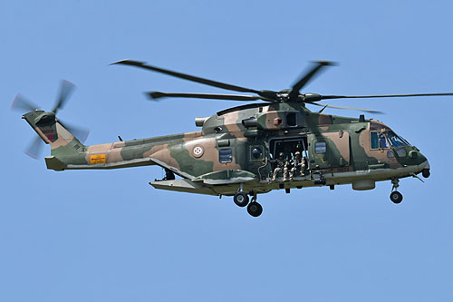 Hélicoptère EH101 Merlin de l'armée portugaise