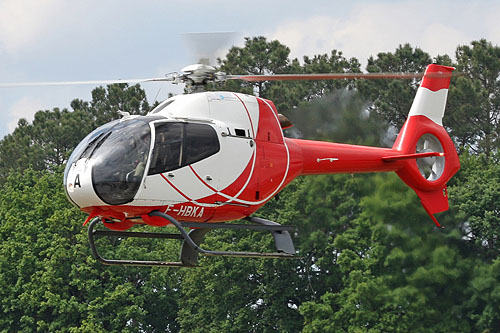 Hélicoptère EC120