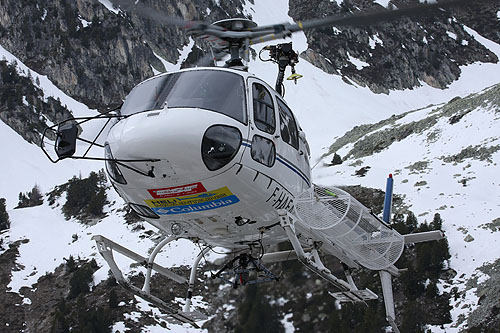 Hélicoptère AS350 B3 Ecureuil d'HeliMountains