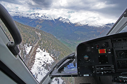 Hélicoptère AS350 B3 Ecureuil d'HeliMountains