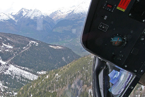 Hélicoptère AS350 B3 Ecureuil d'HeliMountains