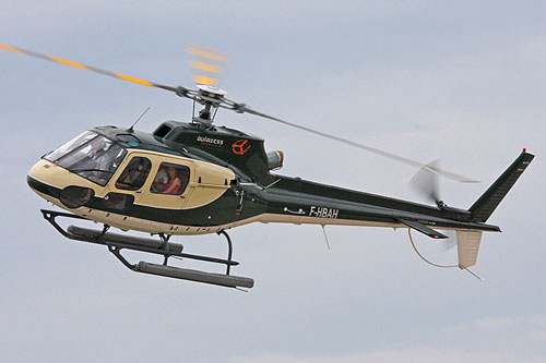 Hélicoptère AS350 B2 Ecureuil F-HBAH