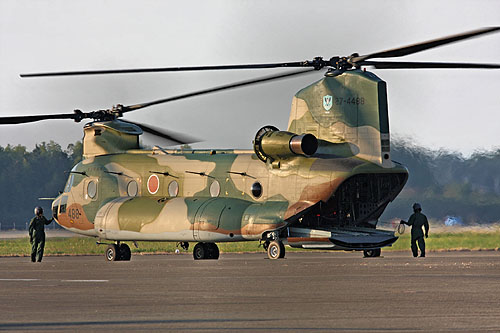 Hélicoptère CH47J Chinook JASDF