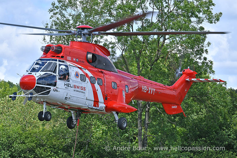 Hélicoptère AS332 SuperPuma HB-XVY d'HELISWISS INTERNATIONAL