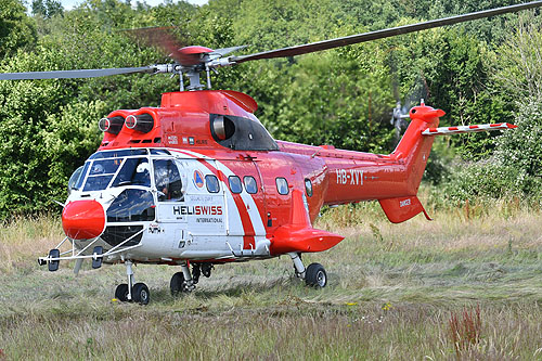 Hélicoptère AS332 SuperPuma HB-XVY d'HELISWISS INTERNATIONAL