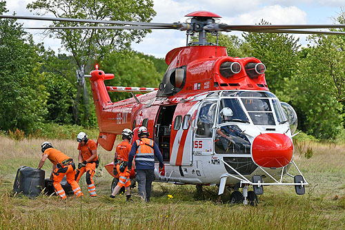 Hélicoptère AS332 SuperPuma HB-XVY d'HELISWISS INTERNATIONAL