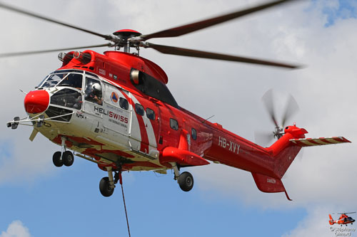 Hélicoptère AS332 SuperPuma HB-XVY d'HELISWISS INTERNATIONAL