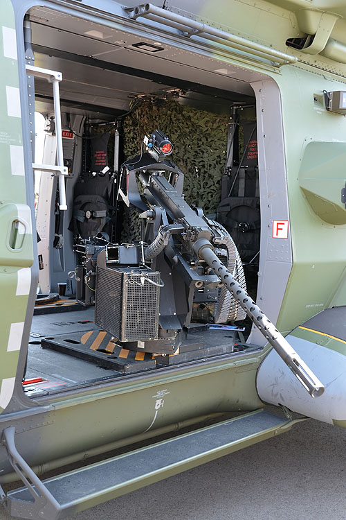 Mitrailleuse de porte sur un hélicoptère NH90 de la Luftwaffe allemande