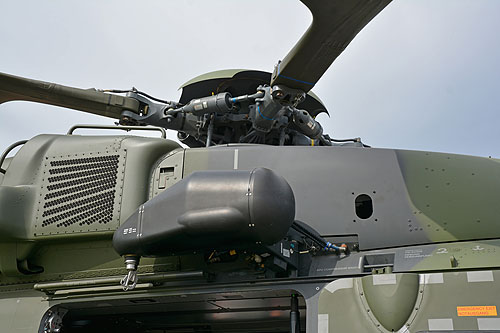 Rotor principal et treuil de l'hélicoptère NH90 