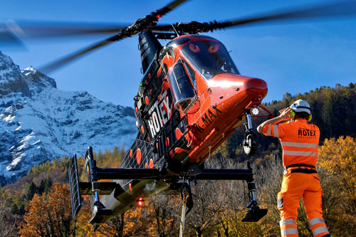 Hélicoptère K1200 KMAX HB-XKF de ROTEX Helicopter, Suisse
