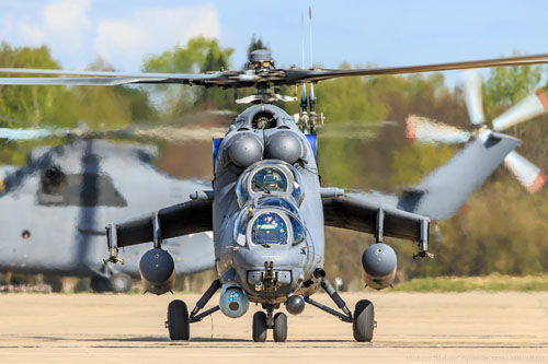 Hélicoptère d'attaque MI35 Hind de l'armée russe