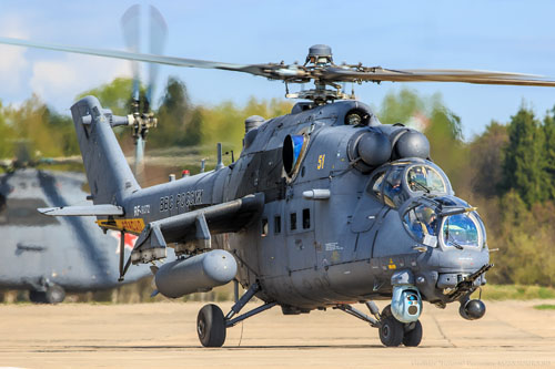 Hélicoptère d'attaque MI35 Hind de l'armée russe