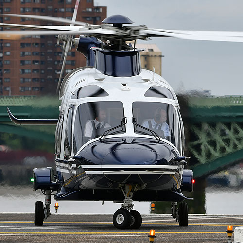 Hélicoptère AW169 G-CMCL