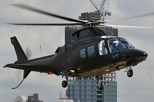 Hélicoptère AW109 G-DEUP