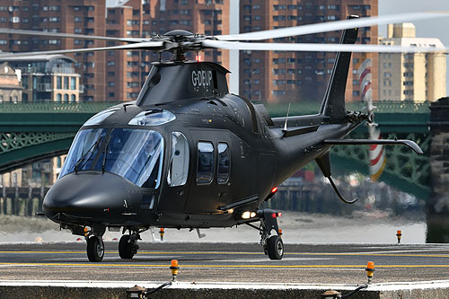 Hélicoptère AW109 G-DEUP