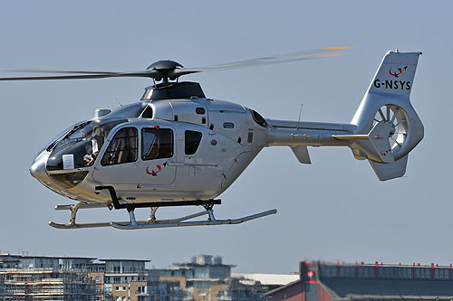 Hélicoptère EC135 G-NSYS de Capital Air Services