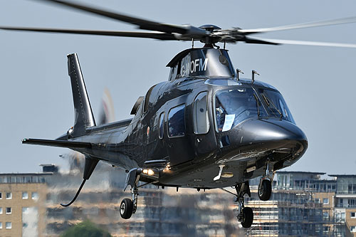 Hélicoptère AW109E Power G-WOFM