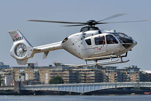 Hélicoptère EC135 G-NSYS de Capital Air Services