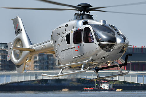 Hélicoptère EC135 G-NSYS de Capital Air Services