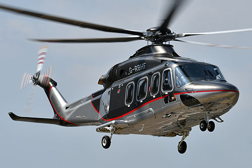 Hélicoptère AW139 G-RBHF de STARSPEED