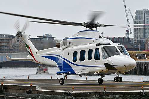 Hélicoptère AW139 DU-142 de Dubai Air Wing, United Arab Emirates