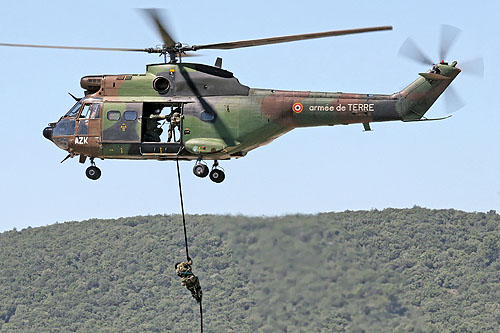 Hélicoptère SA330 Puma ALAT