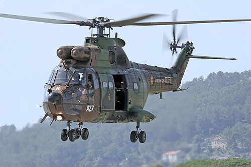 Hélicoptère SA330 Puma ALAT