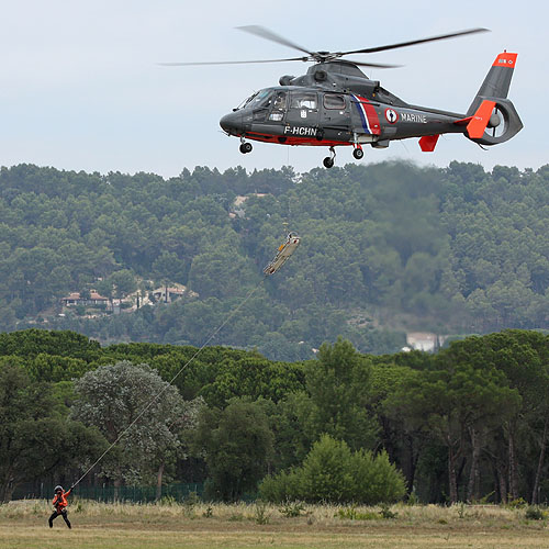 Hélicoptère AS365 Dauphin SP Marine