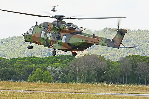 Hélicoptère de transport NH90 Caïman ALAT