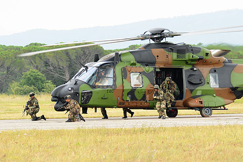 Hélicoptère de transport NH90 Caïman ALAT