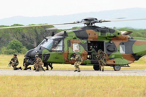 Hélicoptère de transport NH90 Caïman ALAT