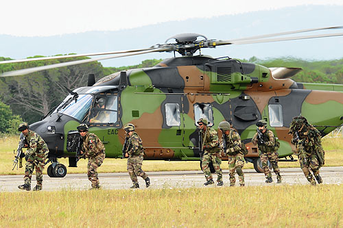 Hélicoptère de transport NH90 Caïman ALAT