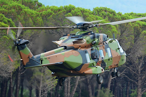 Hélicoptère de transport NH90 Caïman ALAT