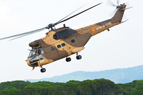 Hélicoptère de transport SA330 Puma ALAT